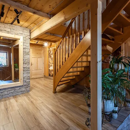 Apartamenty I Pokoje Pod Limbami - Sauna, Teznia Homestay Bukowina Tatrzanska