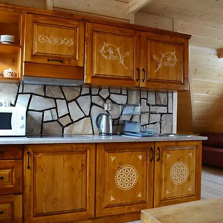 Apartamenty I Pokoje Pod Limbami - Sauna, Teznia Homestay *